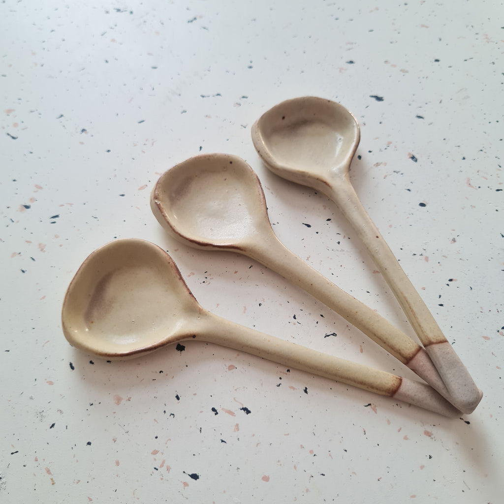 Ensemble Tasse et cuillère en grès - Slow
